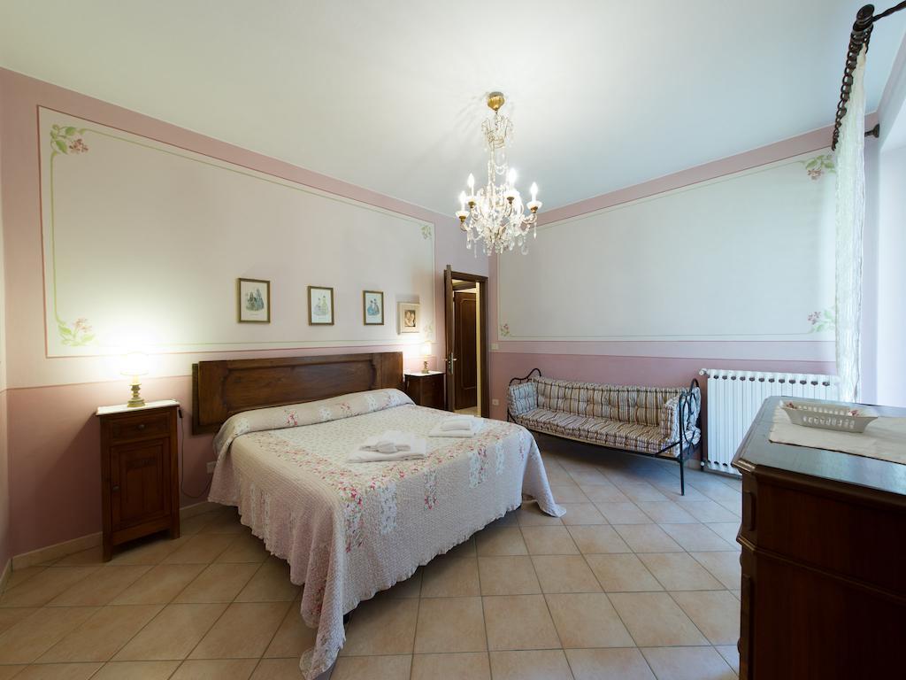 Gasthaus Gli Archi E La Quiete Cortona Zimmer foto