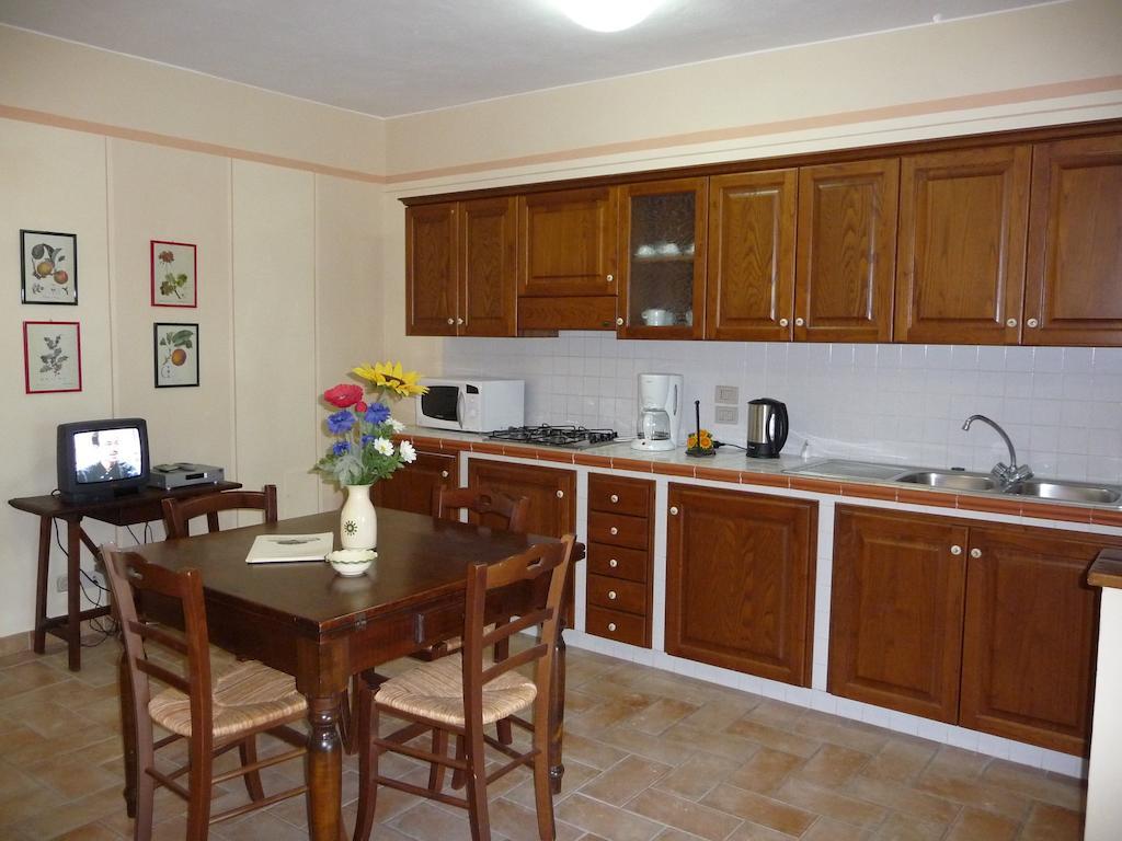 Gasthaus Gli Archi E La Quiete Cortona Zimmer foto